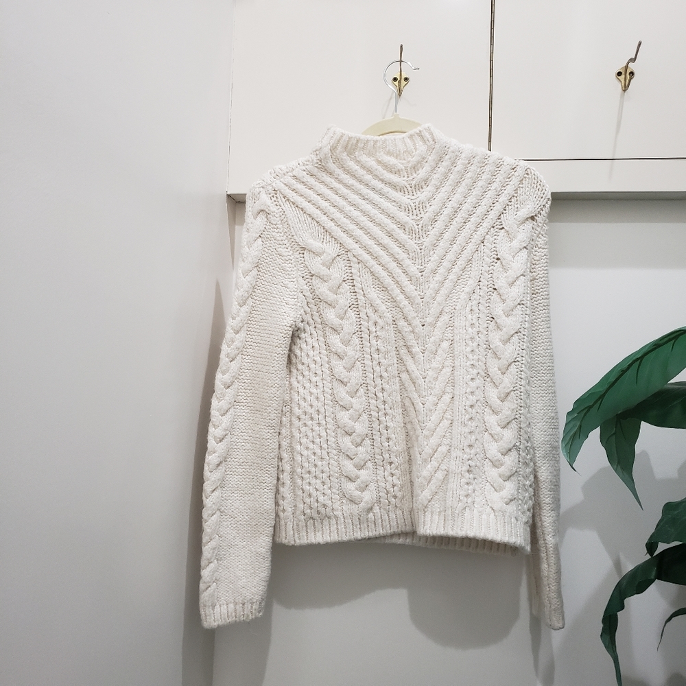 ZARA | Cable Knit Sweater